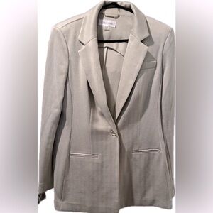 🦃 Calvin Klein Tan and White chevron print blazer—REDUCED